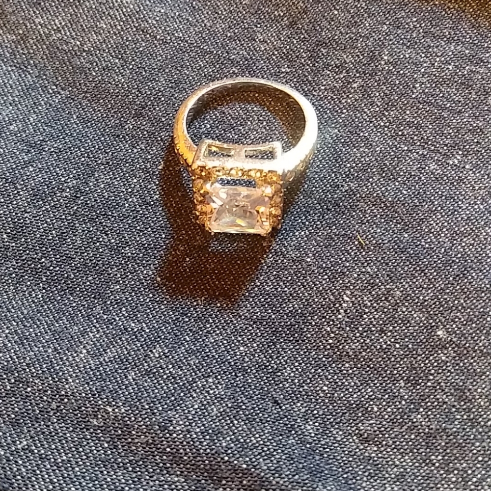 Ring